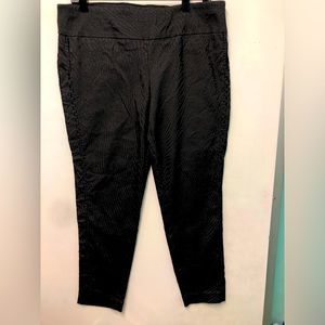 New York and Co and 7th Avenue Women’s Stretch Pull on pants Size L